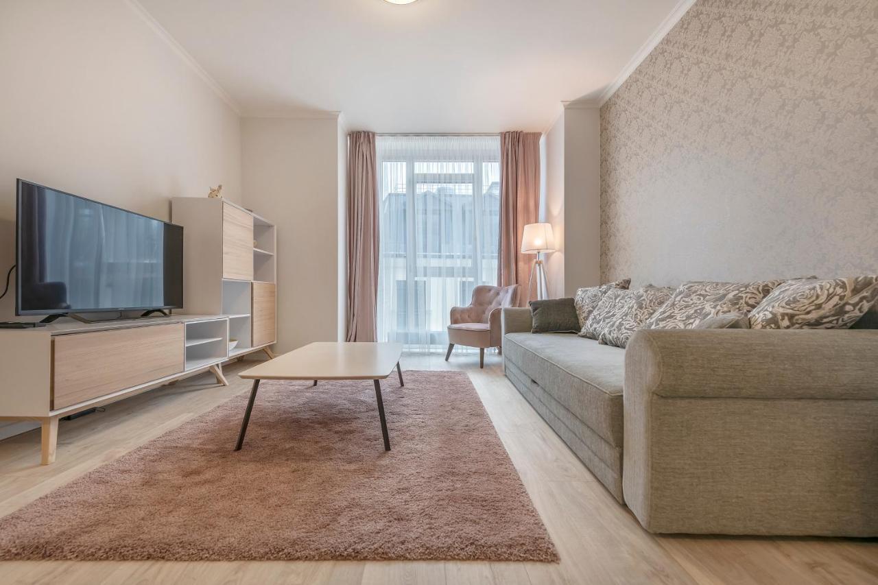 Happy Inn Just Studio, Self Check-In-24X7,Parking-In-The-Underground-Garage VNO Exteriör bild