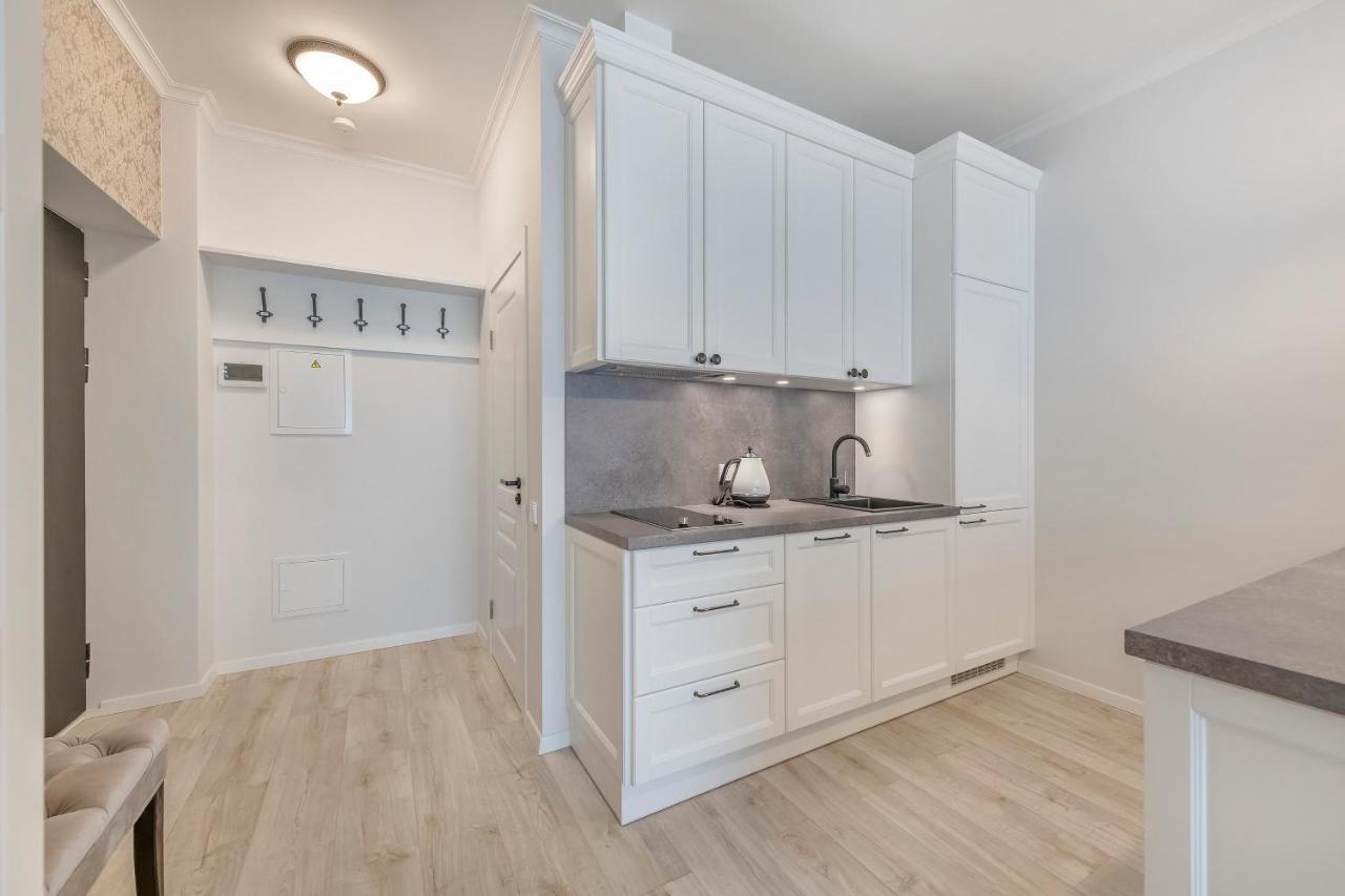Happy Inn Just Studio, Self Check-In-24X7,Parking-In-The-Underground-Garage VNO Exteriör bild