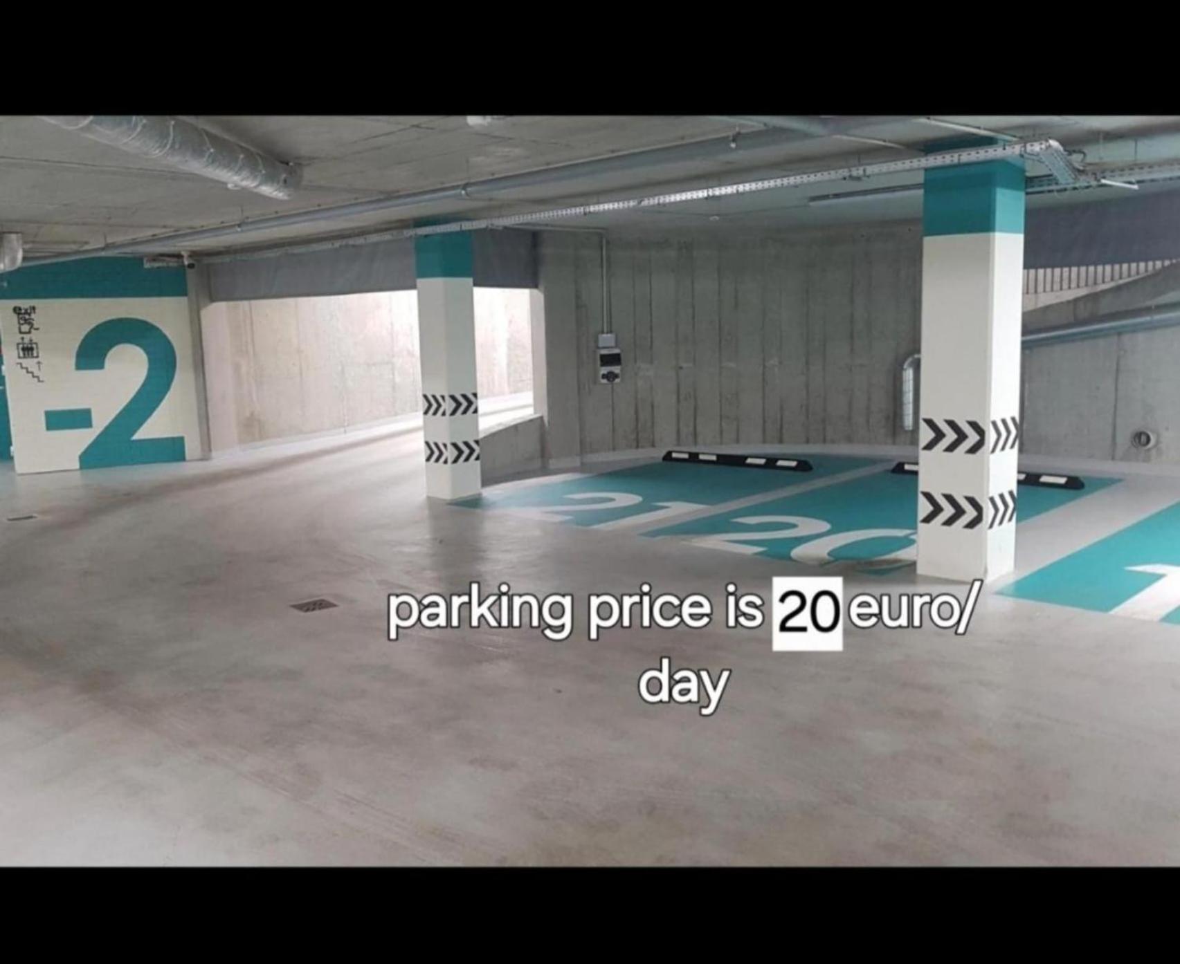 Happy Inn Just Studio, Self Check-In-24X7,Parking-In-The-Underground-Garage VNO Exteriör bild